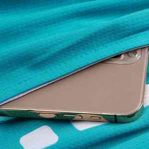 Ensemble de maillot de basket-ball de sublimation athlétique créé avec du polyester durable pour un confort durable - Product Image 3