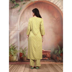 ชุดคุर्ตาผ้าเรยอนพิมพ์ลายสีเขียวลำลองสำหรับผู้หญิง แขนสามส่วน ผ้าเครปสำหรับฤดูใบไม้ผลิ/ฤดูร้อน - Product Image 5