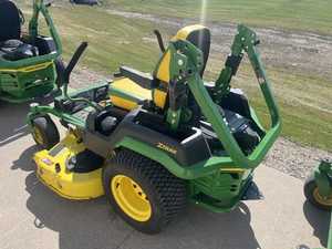 เครื่องตัดหญ้าแบบ Zero Turn ยี่ห้อ John Deere รุ่น Z530R ปี 2022 สภาพใหม่/มือสอง เครื่องยนต์ 2 จังหวะ สำหรับงานอุตสาหกรรม  ใช้งานสะดวกสบาย เหมาะสำหรับบ้านพักอาศัย  ขนาดใหญ่ 54 นิ้ว  แผงตัดหญ้าแข็งแรง - Product Image 2