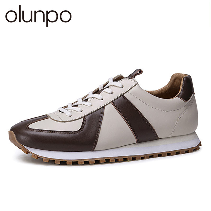 สีขาวสีน้ำตาล