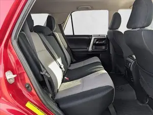 Toyota 4 Runner SR5 2017 - Product Image 6