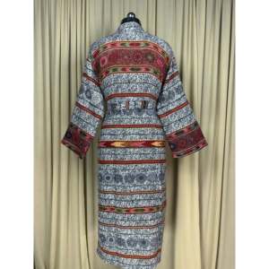 Bata Kimono de Lana de Yak para Mujer, Cálida y Acogedora para Invierno, con Rayas Blancas, Tipo Cárdigan, con Bolsillos, Estilo Único, Talla Única, Ropa de Estar por Casa - Product Image 3