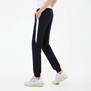 Chándal Crop Tops Sudaderas Mujer Sweatsuit y Jogger Set Mujer Chándales Fitness Gym Set - Product Image 5