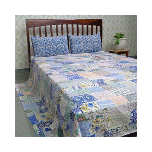 Venta directa de fábrica-Edredón Kantha de algodón orgánico estampado a mano indio de tendencia más nueva, Patchwork de tamaño Queen al mejor precio - Product Image 3