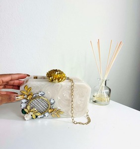 Bolso de Mano Rectangular de Resina Pulida, Ecológico y de Lujo, con Adornos Florales, para Novia, Regalo de Boda, Diseño de Diseñador - Product Image 3