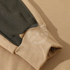 เสื้อสเวตเชิ้ตผ้าฟลีซสำหรับผู้ชาย ราคาส่งจากโรงงาน สำหรับฤดูหนาว สีพื้น น้ำหนักเบา เป็นมิตรกับสิ่งแวดล้อม ระบายอากาศได้ดี MOQ ต่ำ - Product Image 5