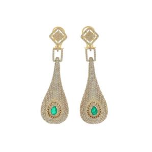 Boucles d'oreilles pour femmes Boucles d'oreilles élégantes en or massif 18 carats avec diamants naturels et pierre verte Bijoux de mode - Product Image 1