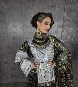 Vestido Afgano Kuchi Vintage Más Vendido para Niñas, Tejido de Lino, Algodón y Seda con Cuentas Hechas a Mano, Mangas Largas, Ropa Regional - Product Image 3