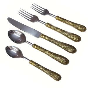 Vente en gros de couverts durables en acier inoxydable Fournitures indiennes à des prix raisonnables Ensemble de couverts de table à manger Poignée de conception de clé - Product Image 4