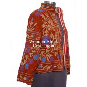 Veste décontractée régulière en coton doublé de velours doux et respirant, brodée à la main, à fleurs, pour l'hiver et l'automne - Product Image 4