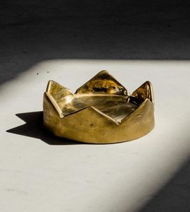 Stylish Metal <b>Ashtray</b> <b>For</b> <b>Car</b> Use Offering Compact Size And Heat Resistant Durable Build <b>For</b> Daily Use - Product Image 4