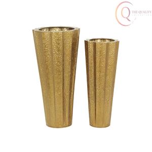 Vase à fleurs en métal artisanal pour table, texture lisse, léger et de haute qualité, pour la mise en forme florale et la décoration - Product Image 6