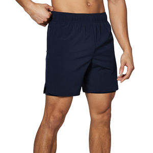 กางเกงขาสั้นสองชั้นของผู้ชายสำหรับออกกำลังกาย100% กางเกงวิ่งแบบลำลองทำจากโพลีเอสเตอร์มีกระเป๋าสำหรับออกกำลังกาย - Product Image 1