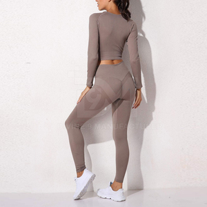 New Design Custom Logo Solid Plus Size Women <b>Yoga</b> Set Quick Dry Breathable Sleeveless 2 Piece Set - Product Image 4