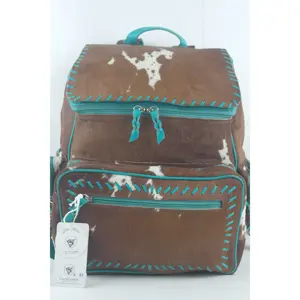 Sac à dos en cuir de vache avec poils - Product Image 2