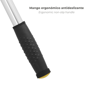 Scraper with Metal Handle and 10cm Blade - Product Image 3