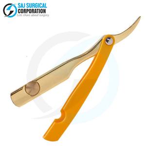 Maquinilla de afeitar de seguridad esencial para peluquero disponible en color amarillo de acero inoxidable con apertura de mariposa para un fácil reemplazo de la hoja - Product Image 1