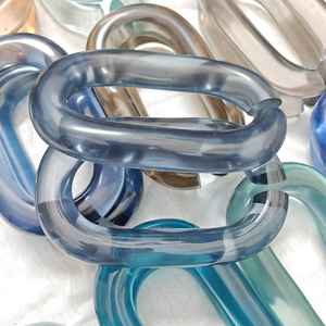 Handcrafted Modern Acrylic Chain Wall Accents Customized Linked Home Decorative Matte Adorable <b>Resin</b> Hanging <b>Resin</b> Crafts - Product Image 4