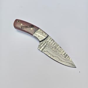 Couteau de chasse à lame fixe en acier Damas fait à la main, manche en bois avec étui en cuir gratuit - Product Image 2