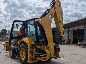 Retroexcavadora CAT Usada de Alta Calidad 432, Motor Diésel Totalmente Revisado, Lista para Trabajos de Construcción Pesada - Product Image 5