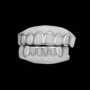 Juego de Rejillas Dentales Personalizadas con Contorno Dorado, Huecas en la Parte Superior e Inferior, Acabado Pulido, Estilo Minimalista Hip Hop para Hombre - Product Image 3