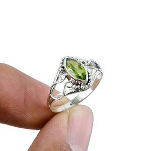 ธรรมชาติPeridot CabochonอัญมณีSolid 925 เงินสเตอร์ลิงHandmadeแหวนเครื่องประดับเงินสเตอร์ลิง 925 ประทับตราแหวนเครื่องประดับ - Product Image 1