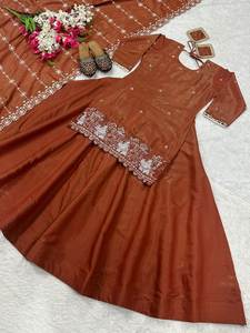 Telas de seda Simar, diseñador indio de Bollywood, Colección Lehenga superior para mujer, bordado de múltiples agujas, trabajo Zari para fiesta - Product Image 5