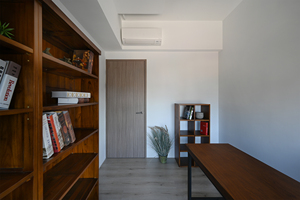 Estantes de exhibición modernos de teca de 8 cajones, muebles de madera para estudio en el hogar, almacenamiento de dormitorio o uso en hoteles - Product Image 2