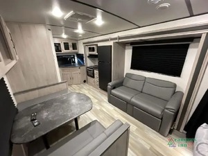 NUEVO RV C-O-A-C-H-M-E-N RV NORTHERN S-P-I-R-I-T ULTRA L-I-T-E 2252MD MODELO 2023 DE ALTO RENDIMIENTO DISPONIBLE PARA LA VENTA - Product Image 5