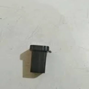 Varilla de empuje de repuesto de calidad premium para modelos de exprimidor lento. Diseñada para ajustarse firmemente y maximizar la extracción de jugo. - Product Image 1