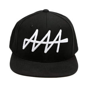 Gorras Snapback de 5 Paneles con Visera Plana, Bordado Personalizado, Gorras Deportivas al por Mayor, Lisas o con Marca Personalizada - Product Image 1