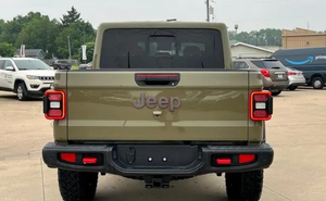 Jeep Gladiator Rubicon 2025 Usado Más Vendido en Excelentes Condiciones, Listo para Enviar - Product Image 3