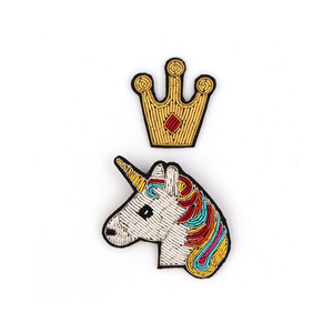 Broches de fil de lingot de nouvelle conception de meilleure qualité broches en fil de lingot en gros à bas prix belle broche coeur perlé - Product Image 6