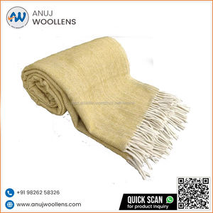 Couvertures à chevrons Couvertures en laine douce de haute qualité avec utilisation taille de jet double reine complète par Anuj Woollens - Product Image 5