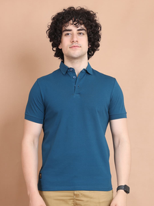 Camiseta de media manga de la mejor calidad Estilo versátil Perfectamente estirable para la máxima comodidad Patrón sólido para cuello de polo ODM - Product Image 2