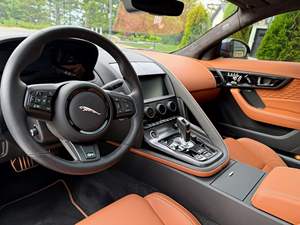 JA-GU-AR F-TYPE R COUPE 2023 IMPECABLE, LISTO PARA ENVIAR - Product Image 4