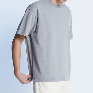 Conception de logo graphique personnalisé T-shirt surdimensionné Boxy T-shirt vierge avec impression de logo personnalisé et épaules tombantes pour hommes - Product Image 3