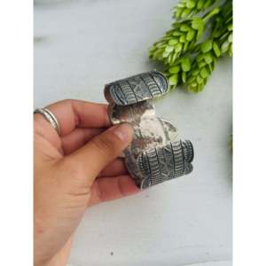 ทิลลี่ จอห์น รอยสตัน กำไลข้อมือแฟชั่น สีเทอร์ควอยซ์และเงินสเตอร์ลิง เครื่องประดับที่หรูหราและมีสไตล์ - Product Image 5