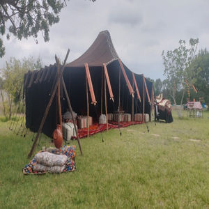 เต็นท์ขนแพะซาฮารา ที่พักอาศัยแบบดั้งเดิมของชนเผ่าพันธุ์โนมาดในทะเลทราย ปรับตัวให้เข้ากับสภาพภูมิอากาศ วัฒนธรรม และการใช้ชีวิตอย่างยั่งยืนในแอฟริกาเหนือ - Product Image 1