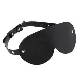 Couvre-visage en cuir léger et durable avec une couverture lisse et un support de sangle solide, fabriqué au Pakistan - Product Image 3