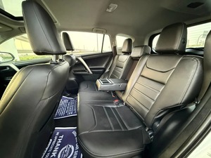 2018 pour Toyotaaas RAVS 4 Adventure Edition pour les ventes de saison Sièges en cuir Direction gauche - Product Image 6