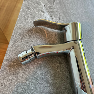 Robinet de lavabo de salle de bain Nobili Sofi Bidet Mixer à levier unique en laiton chromé avec bec pivotant et cartouche céramique durable - Product Image 3