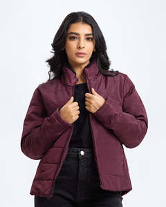 Chaqueta acolchada transpirable ligera personalizada para mujer, chaqueta acolchada con cierre de cremallera cálida con estilo informal para uso en exteriores, 2025 - Product Image 1