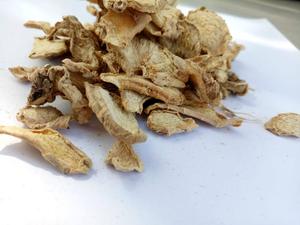 Copos de jengibre secos de Vietnam de alta calidad deshidratados ahora Jengibre a granel proceso de secado AD - Product Image 6