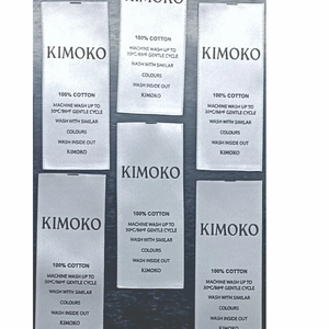 Etiqueta de Cuidado de Ropa Personalizada de Satén Impresa de 0.75 x 2 Pulgadas, Rectangular, Diseño 3D, Lavable, con Impresión en Serigrafía - Product Image 1