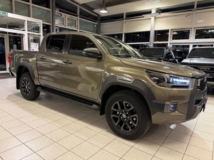 Venta al por Mayor de Toyota Hilux SUV, Automático, Motor Turbo, Asientos de Cuero, Techo Corredizo, Faros LED - Product Image 3