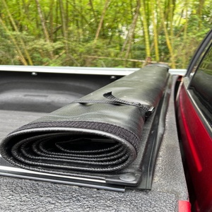 To yo ta Hilux 2016-2020 Housse de benne souple à trois plis pour Invincible, Invincible X et Icon uniquement - Product Image 1