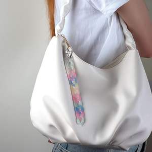 Cadena de eslabones de resina de estilo audaz y artístico para diseñadores y creadores imaginativos. Cadena de eslabones de resina para joyería. - Product Image 4