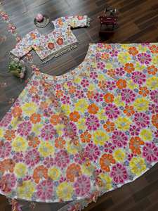 Lehenga Choli Vintage de Georgette Sintética con Dupatta, Bordado a Máquina, Suave como Mantequilla, Estilo Holgado, Largo hasta el Suelo, Natural, para Verano - Product Image 6