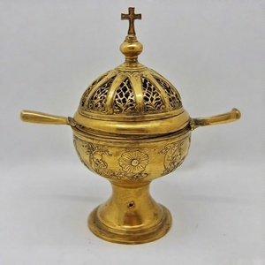 Pot d'encens en laiton sanctifié encensoir suspendu léger brûleur d'encens d'église vintage pour l'ambiance cérémonielle et spirituelle - Product Image 6